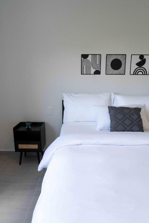 Spacious 3Br Home With Own Private Cozy Pool Koolbaai Exteriör bild