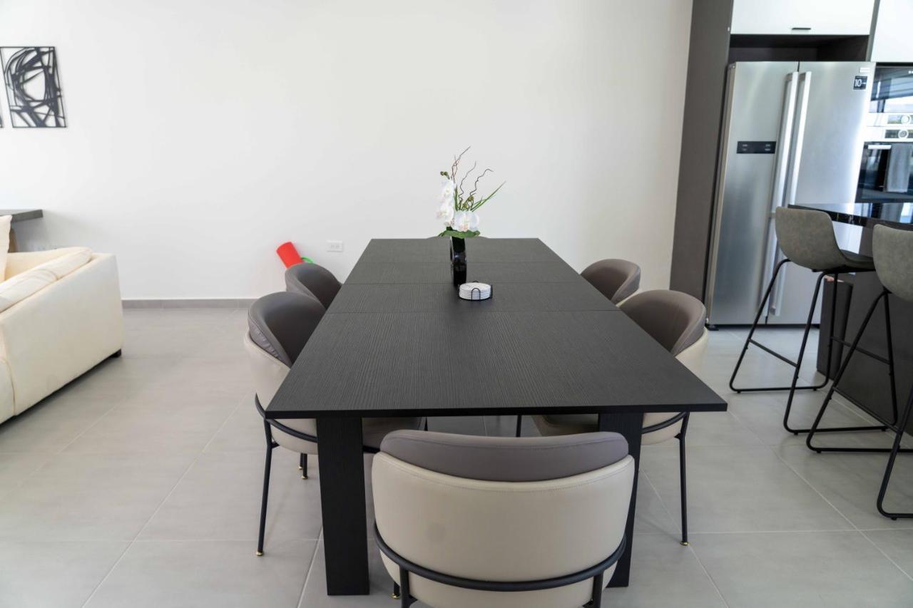 Spacious 3Br Home With Own Private Cozy Pool Koolbaai Exteriör bild