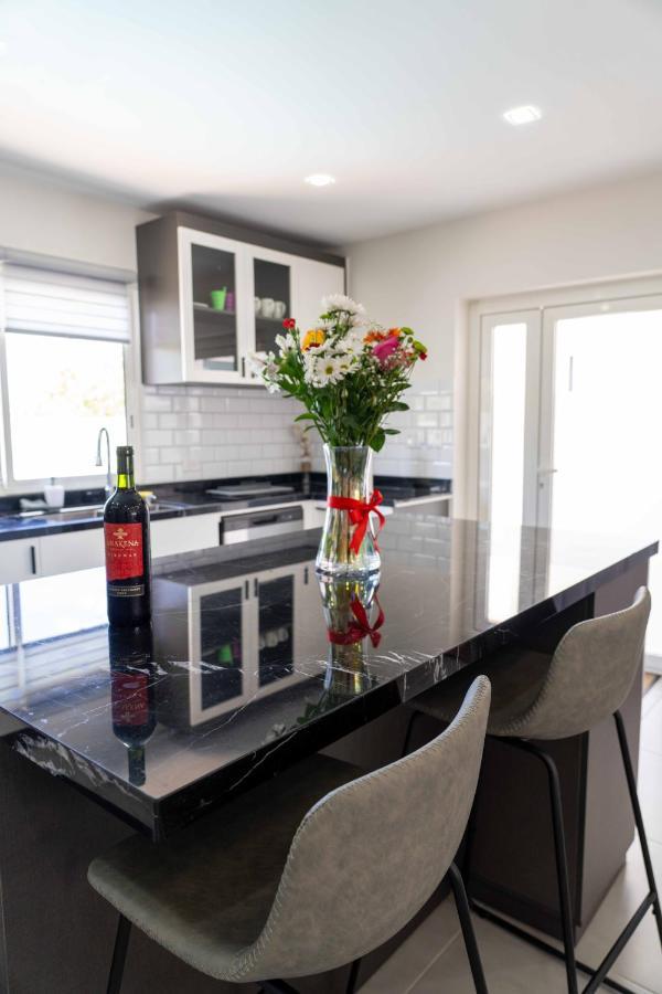 Spacious 3Br Home With Own Private Cozy Pool Koolbaai Exteriör bild